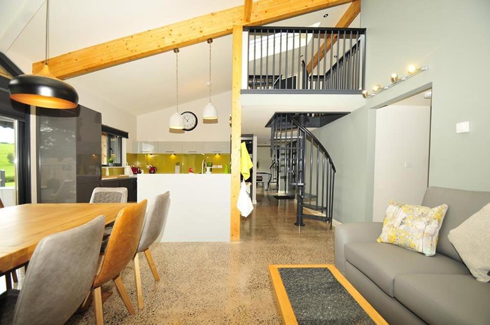 מאץ' וונלוק Westwood Lodge מראה חיצוני תמונה