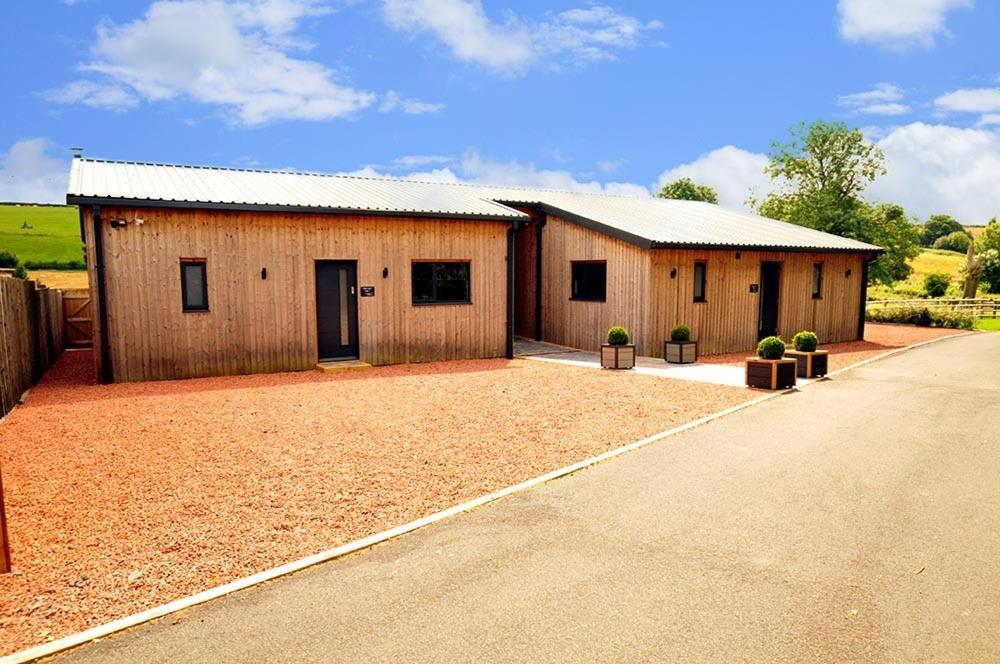 מאץ' וונלוק Westwood Lodge מראה חיצוני תמונה